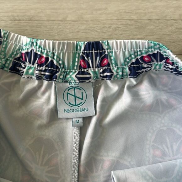 Tracy Neghosian Geo Print Short Set M EUC - Picture 8 of 10